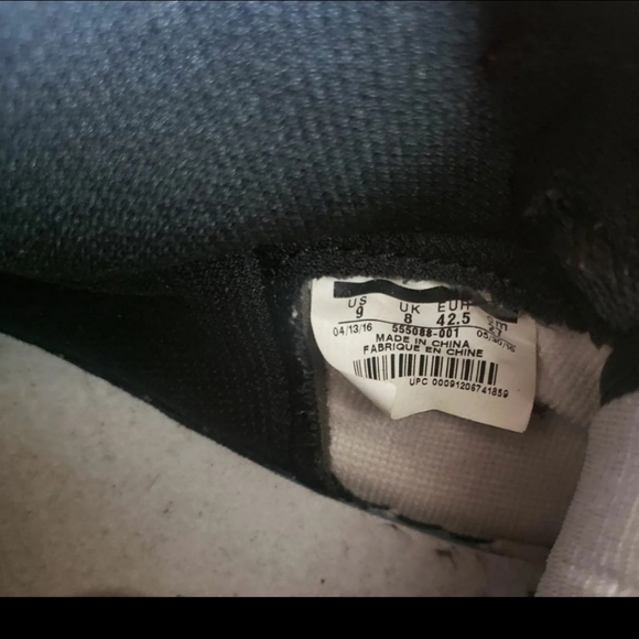 Air Jordan 1 Retro OG "Banned" 2016 - Picture 10 of 11